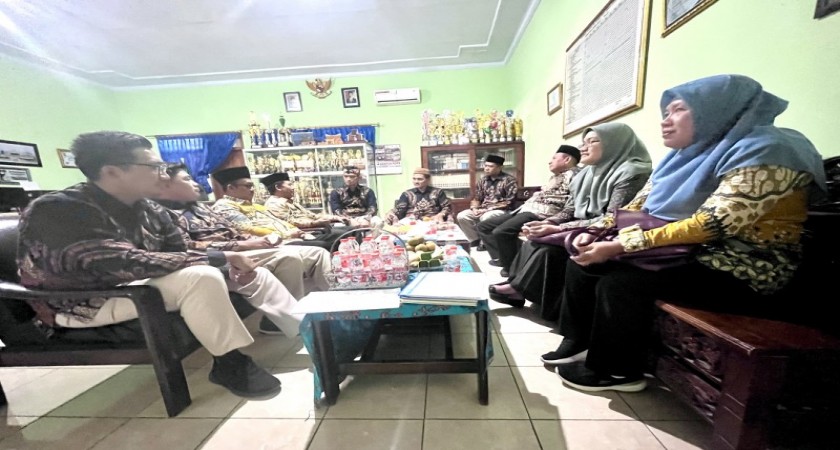 Pejabat Kantor Kemenag Kota Probolinggo Pantau Langsung Matsama di MTs Negeri Kota Probolinggo